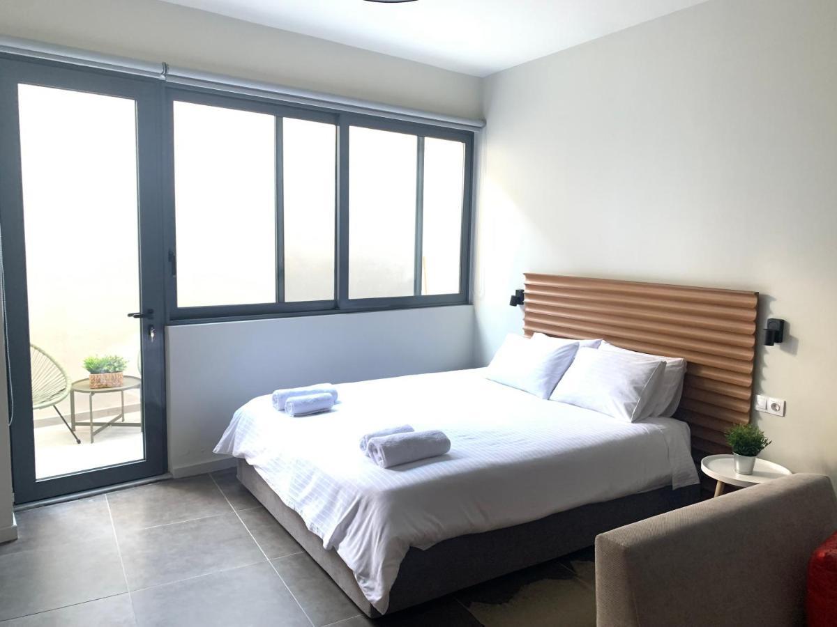 M17 Studios & Suites In The Heart Of Athene Buitenkant foto