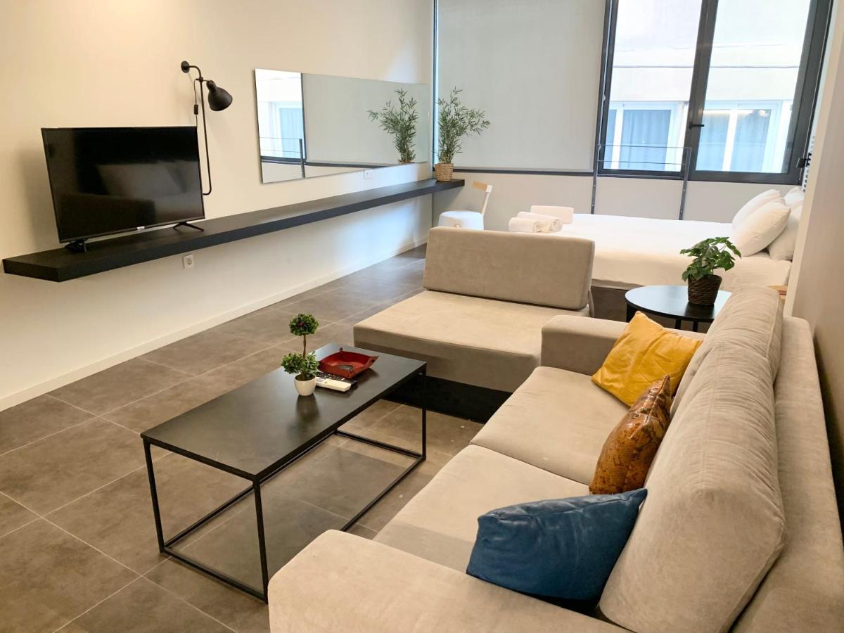 M17 Studios & Suites In The Heart Of Athene Buitenkant foto