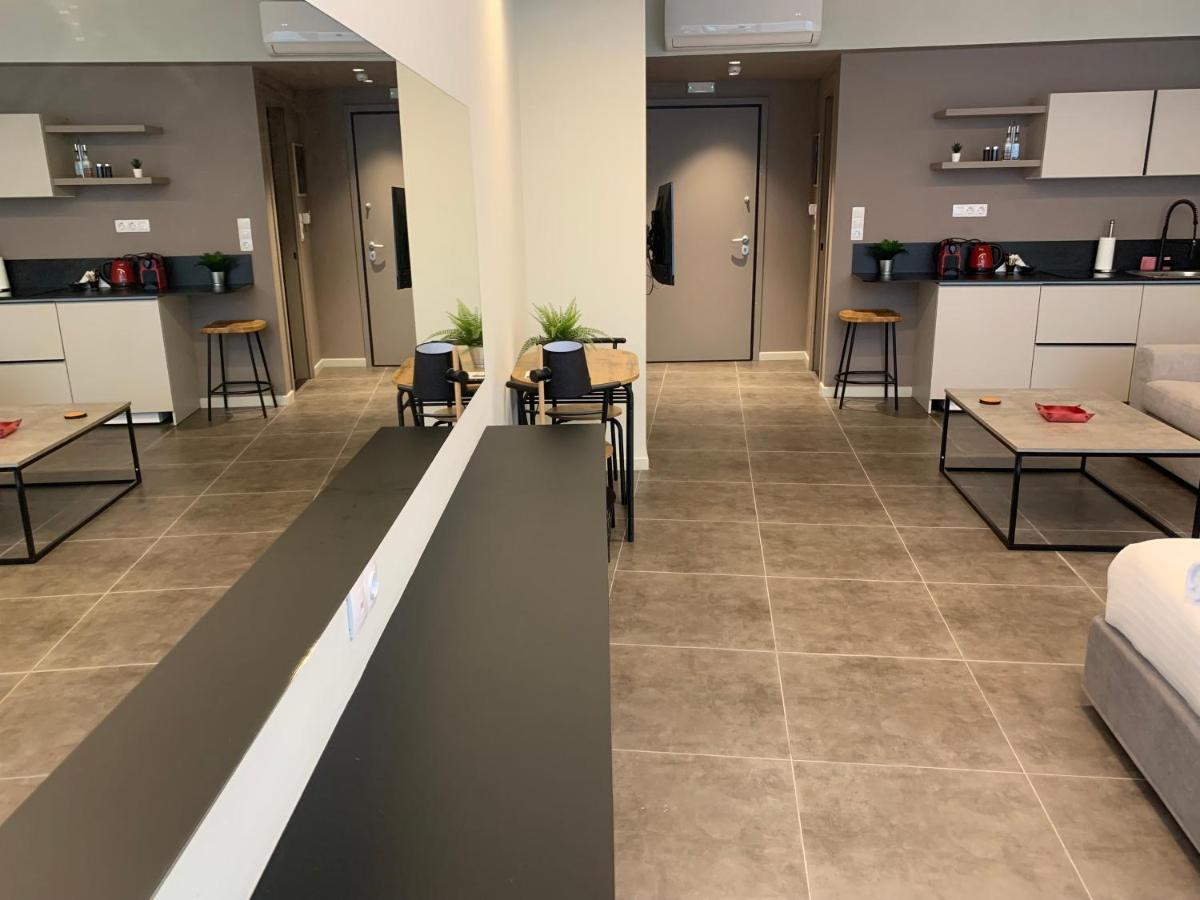 M17 Studios & Suites In The Heart Of Athene Buitenkant foto